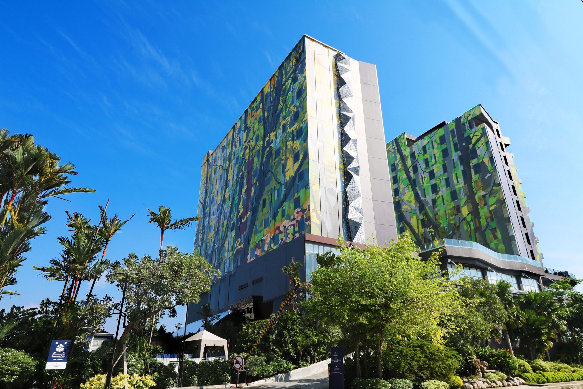 PRIME PARK Hotel Pekanbaru Exterior foto